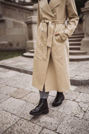 Handmade Black Leather Work Boots: Lace-up Combat Winter Shoes