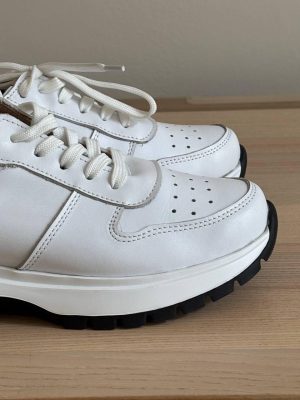 Handmade Leather White Sneakers: Retro Sport Casual Shoes