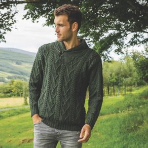 Men's Merino Wool Aran Sweater: Irish Knit V-neck Pullover