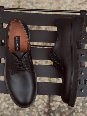 Handcrafted Leather Derby Shoes: Men's Black & Brown Casual Dress Shoes