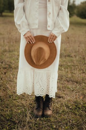 Handmade Brown Leather Boots: Vintage Lace-up Fur-lined Combat Boots